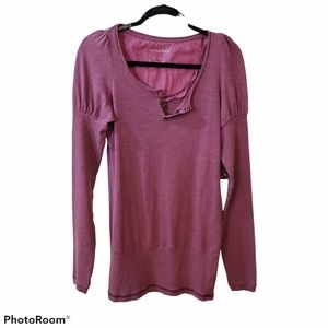 We The Free Raw Edge Magenta Long Sleeve Henley Top Shirt M